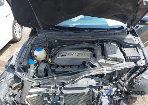 2013 Volkswagen Cc 2.0T Sport z USA, uszkodzony, nr VIN WVWBP7AN0DE569186